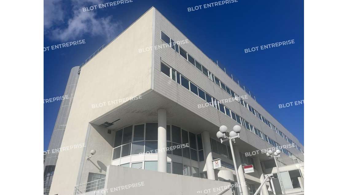 À vendre bureaux de 1275m² Lorient quartier gare
