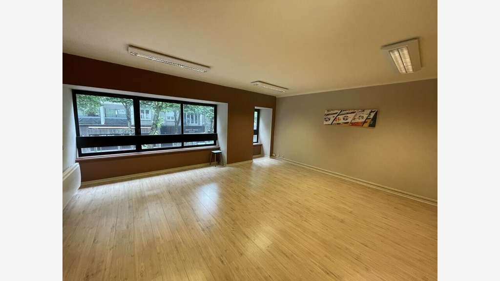 Bureaux 122m² R+1 à vendre à Lorient