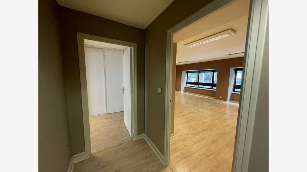 Bureaux 122m² R+1 à vendre à Lorient