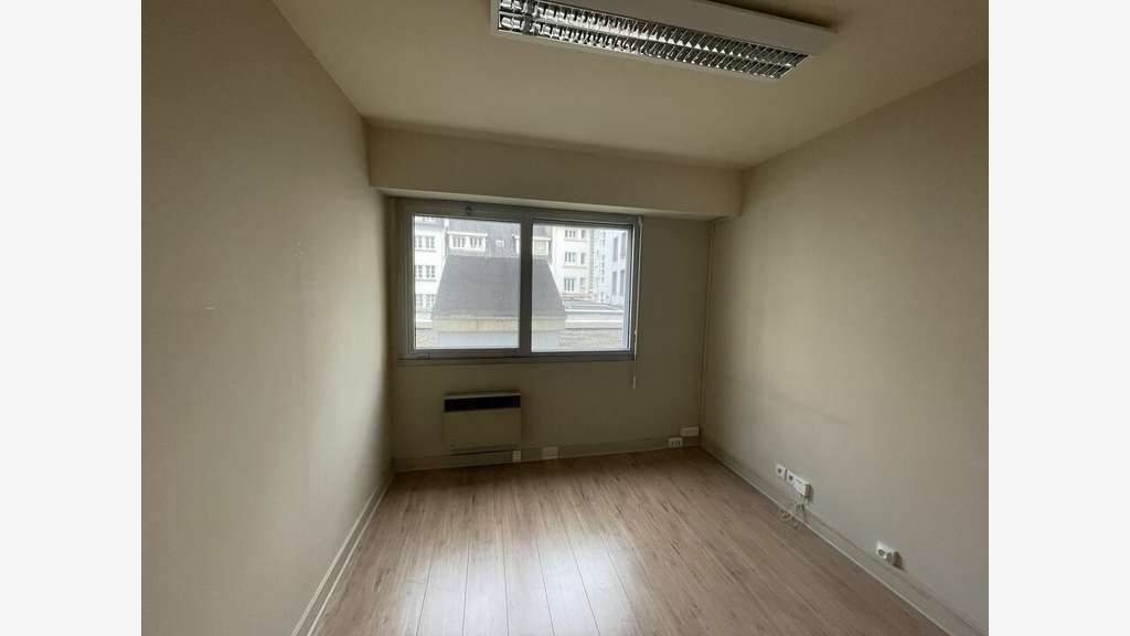 Bureaux 122m² R+1 à vendre à Lorient