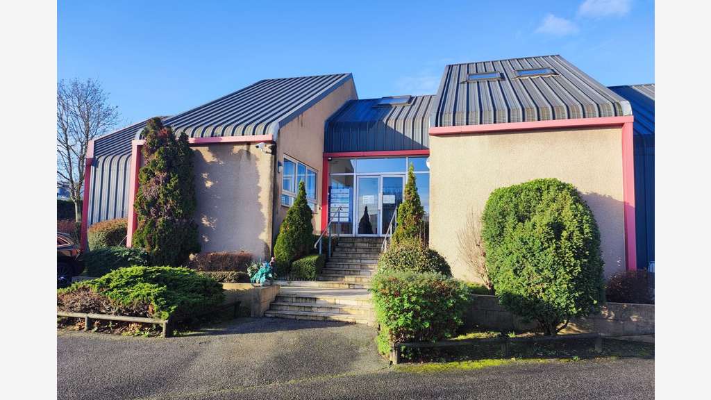 Vente bureaux loués 100% à Linas