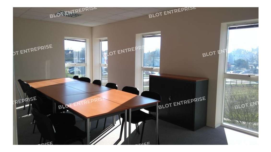 Vente bureaux très lumineux 333m² à Rennes