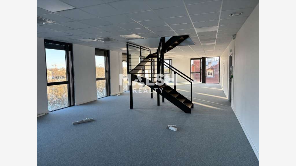 Bureaux à vendre à partir de 136,30m² Lyon A7