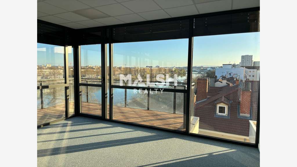 Bureaux à vendre à partir de 136,30m² Lyon A7