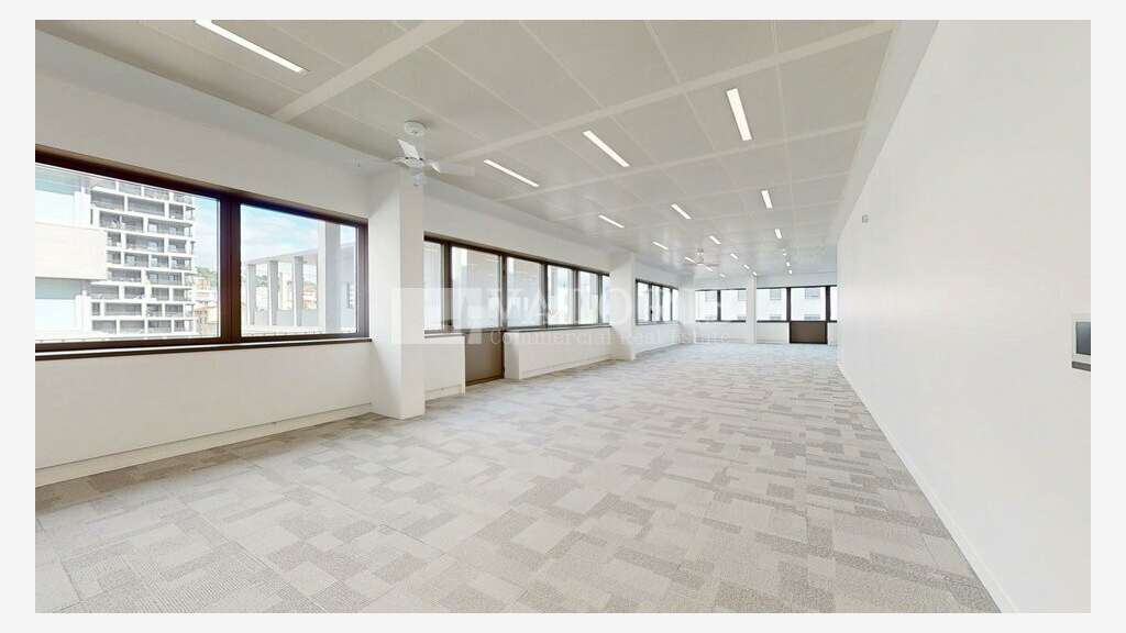Bureaux modernes à vendre Lyon 2e Confluence