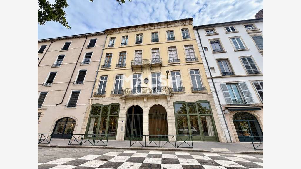 Bureaux à LYON 2 - A LOUER OU À VENDRE - 135 m²