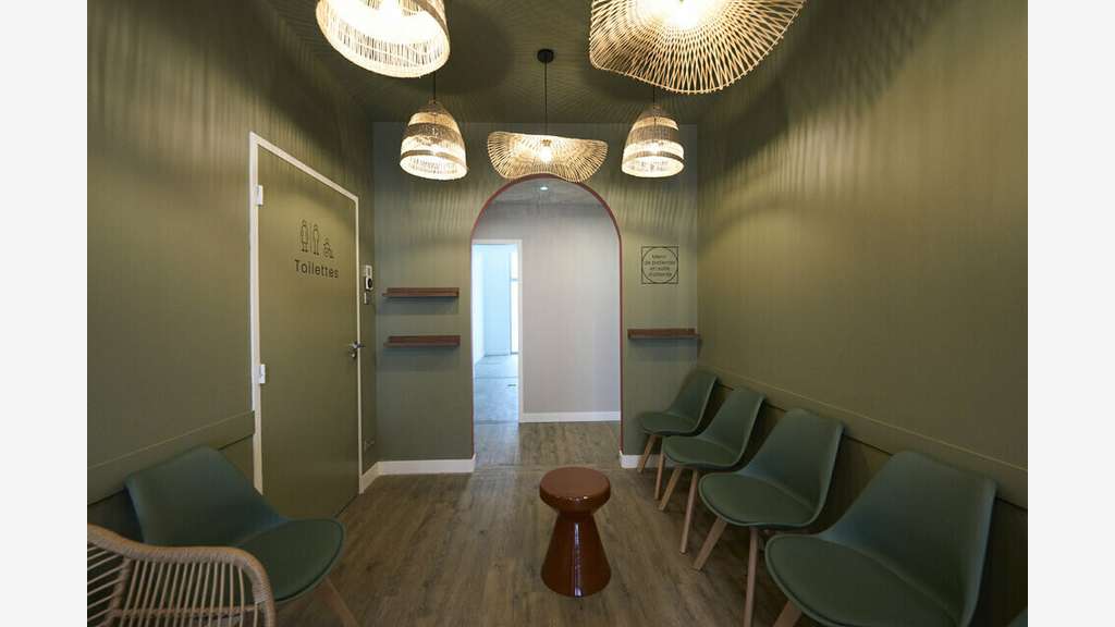 A vendre bureaux lumineux parfait état à Lyon 3e