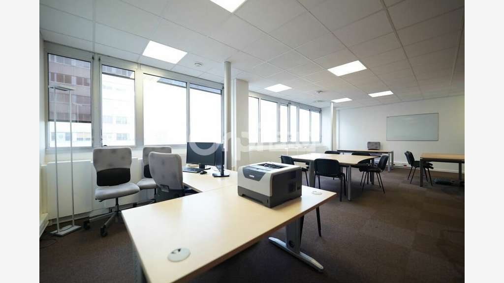 Bureaux à vendre 83m² à Lyon 3e gare Part-Dieu