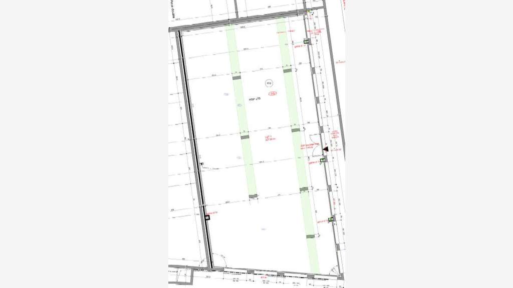 A saisir rapidement local de 288m² à Pollionnay