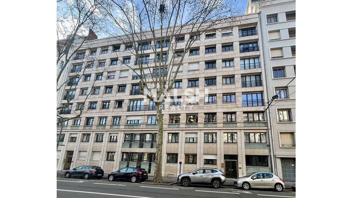 A vendre ou à louer bureaux 110m² RDC Lyon 6e