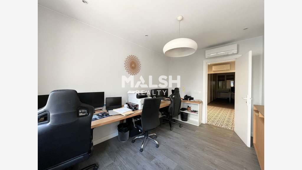A vendre ou à louer bureaux 110m² RDC Lyon 6e