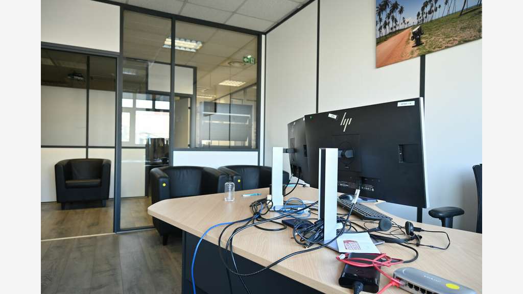 A vendre ou à louer bureaux rénovés 322m² Lyon 7e 