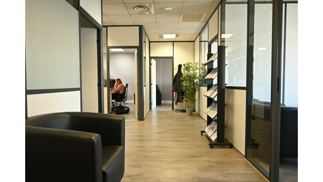 A vendre ou à louer bureaux rénovés 322m² Lyon 7e 