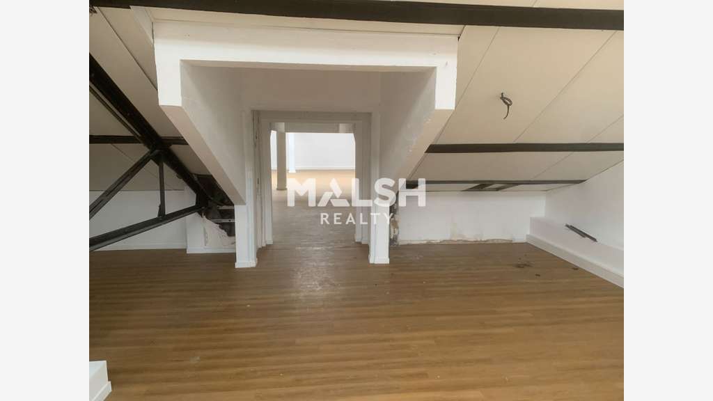 Bureaux à vendre ou à louer 608m² à Lyon 8e