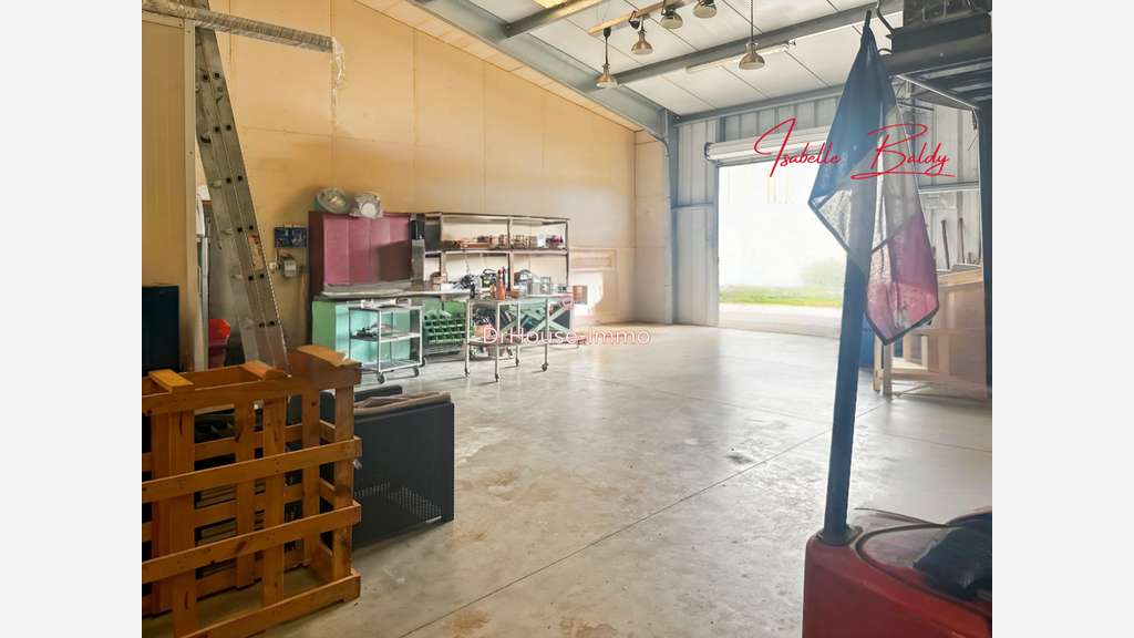 Vente local pro+ logement 375m² à Magescq