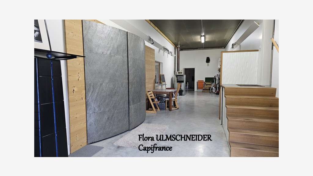 Propriété atypique atelier bureau à Magnieu