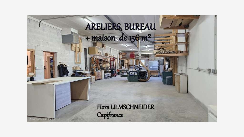 Propriété atypique atelier bureau à Magnieu