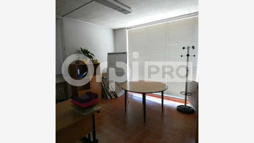 Vente ensemble de bureaux 125m² à Manosque