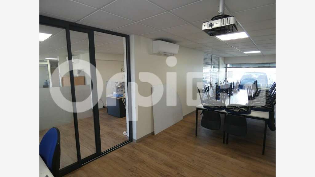 Vente locaux professionnels 134m² à Manosque