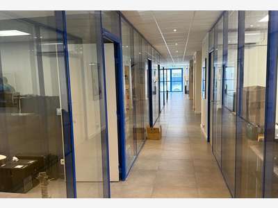 Vente bureaux 300m² non divisibles à Marseille 11e
