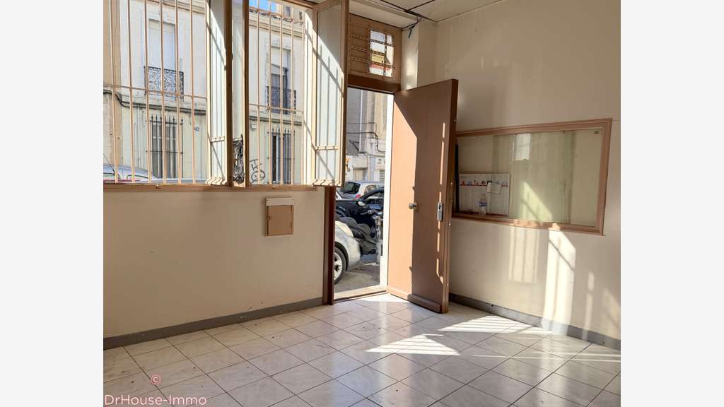 Local bureau et stockage