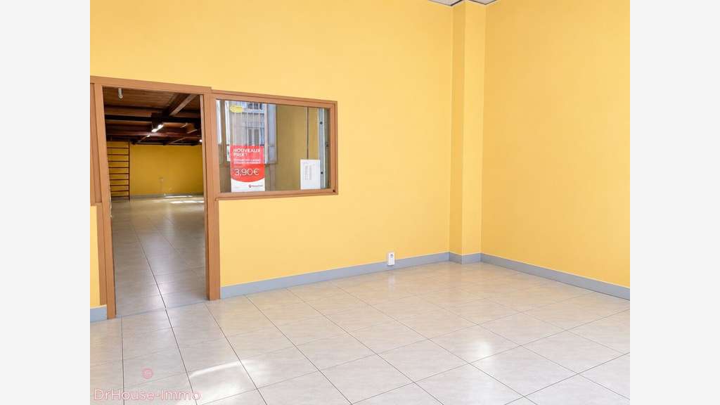Vente local bureau stockage 300m² à Marseille 15