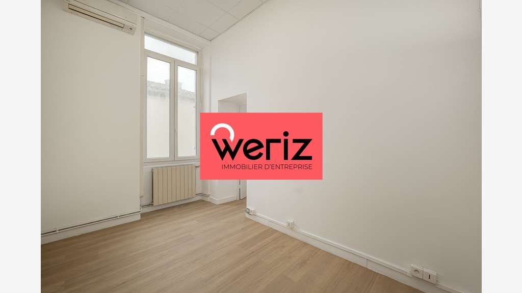 AV bureaux lumineux 226m² à Marseille Pierre Puget