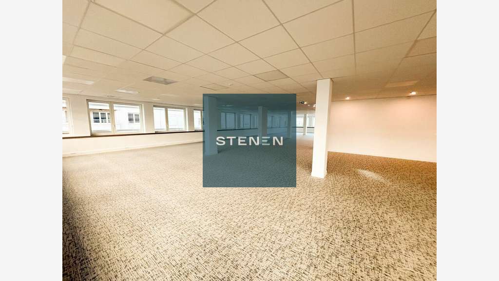AV bureaux 430m² Marseille 13008 empl stratégique