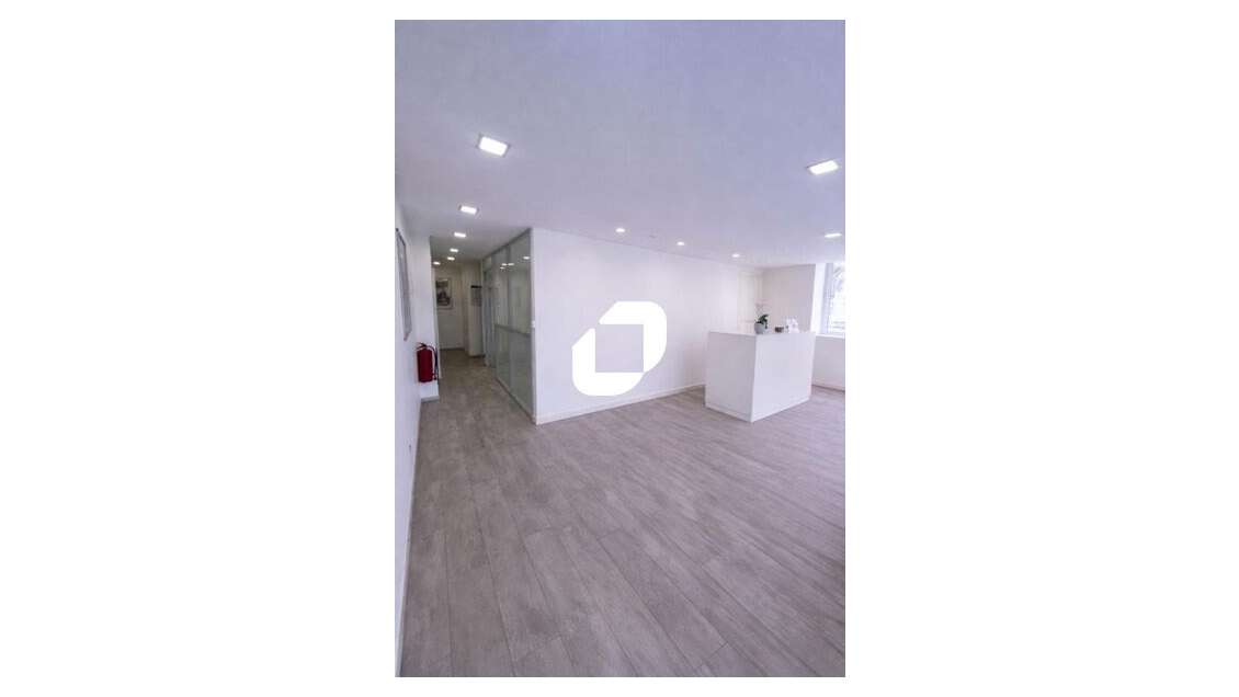 Vente Bureaux 77m² Meaux
