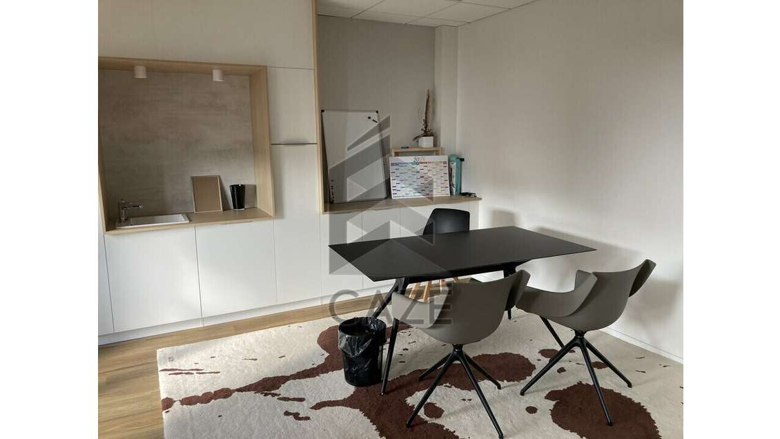 Bureaux 43m² à vendre proche Dax à Mées