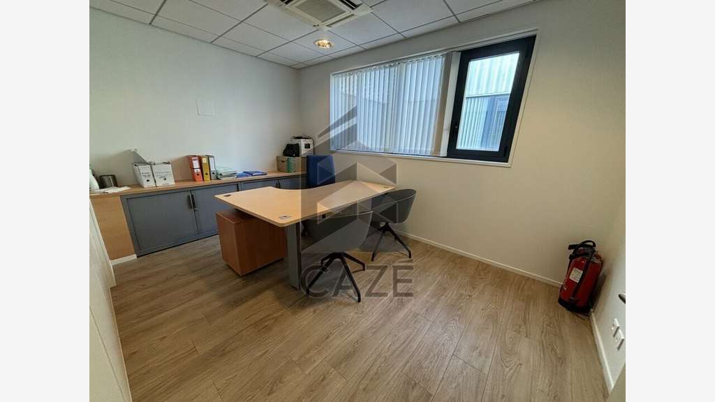 Bureaux 308m² à vendre proche rocade à Mérignac