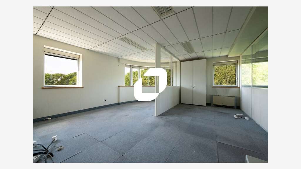 Vente Bureaux 573m² Meudon la foret