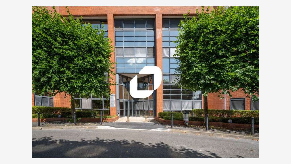Vente Bureaux 586m² Meudon la foret