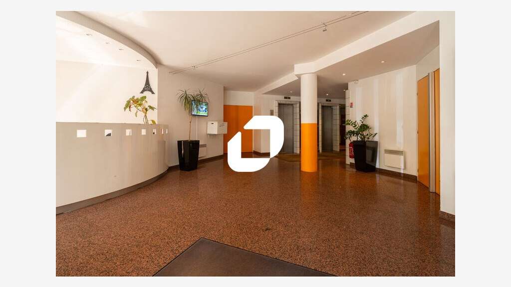 Vente Bureaux 586m² Meudon la foret