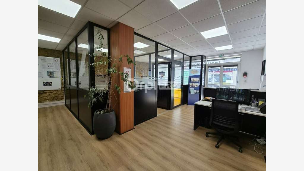 Vente bureaux de 140m² Hyper-centre Mont de Marsan