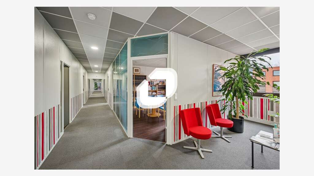 Vente Bureaux 150m² Montigny le bretonneux
