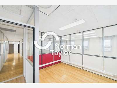 Bureaux 174m² à vendre à Montpellier Polygone 
