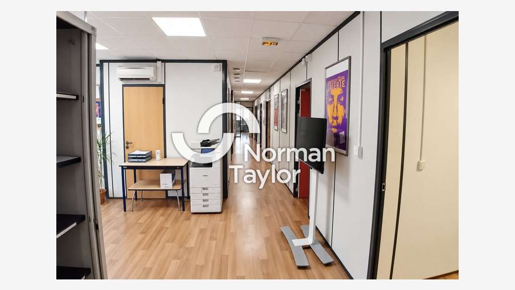 Bureaux 1032m² à vendre à Montpellier