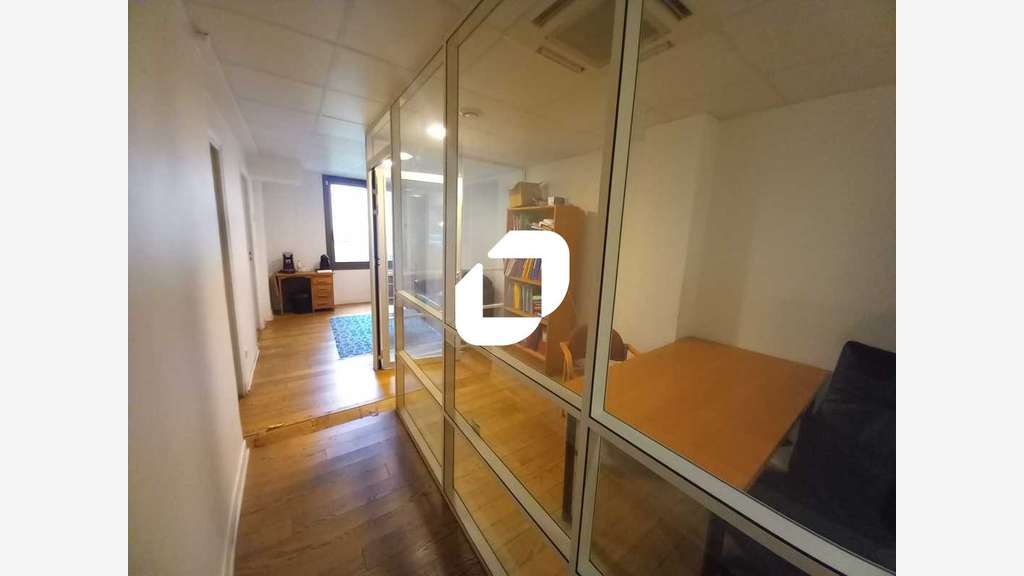 Vente Bureaux 295m² Montrouge