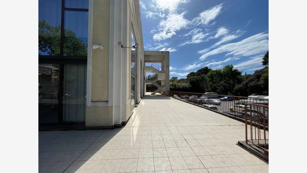 Local/bureau 76m² à vendre en ZAC à Mougins (06)