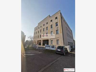 Plateau de 328m² à vendre à Moulins-lès-Metz