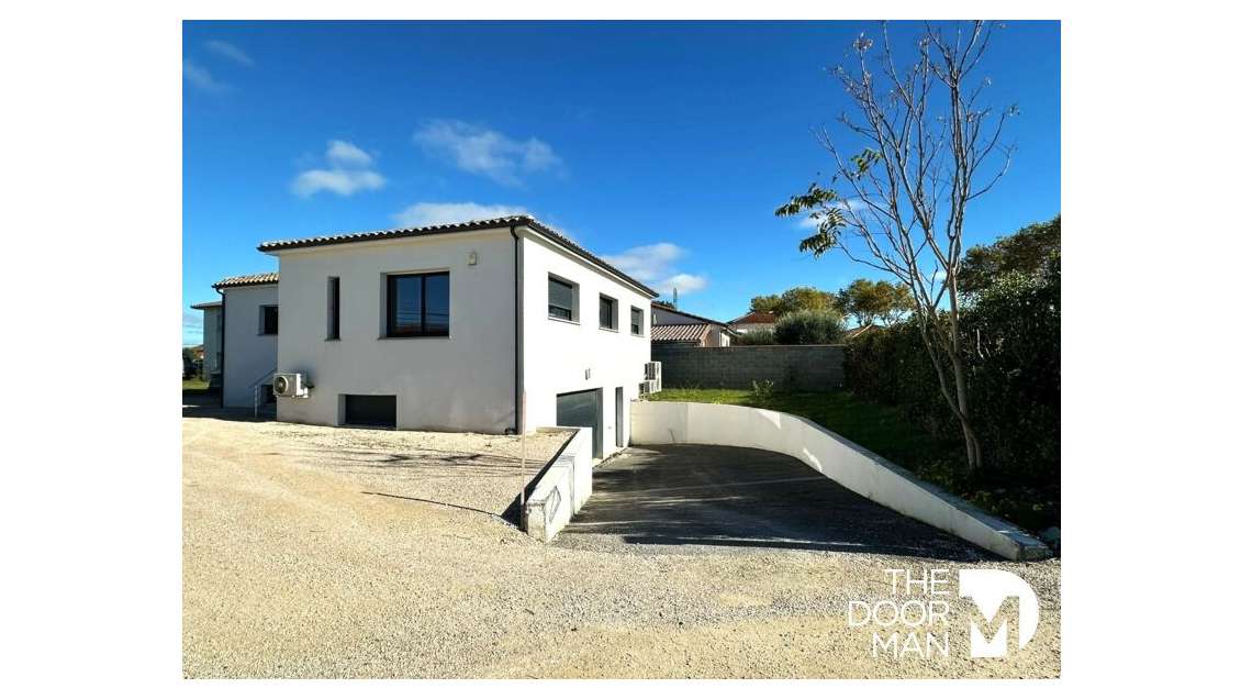 Vente bureaux 218m² sur 1185m² à Muret 