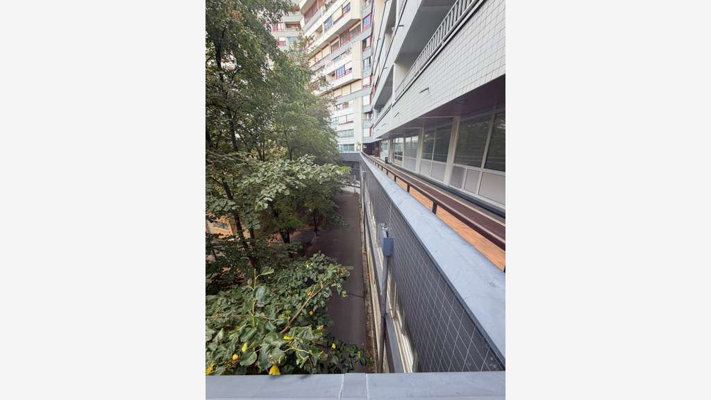 BUREAU DE 102m² au pied du RER A NANTERRE