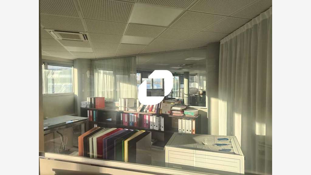 Vente Bureaux 488m² Nanterre