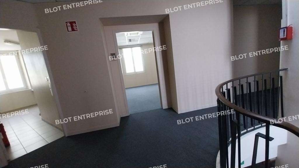 À vendre bureaux 225m² à Nantes République