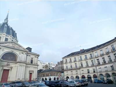 À vendre bureaux 150m² à Nantes quartier dynamique