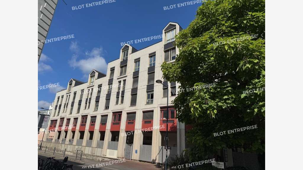 À vendre bureaux 256m² à Nantes Champs de Mars