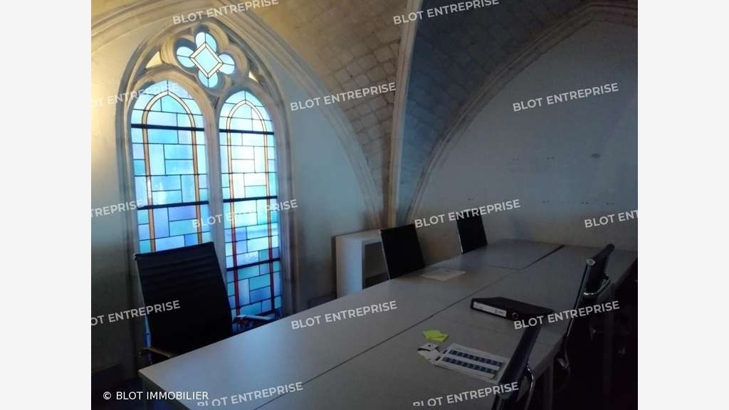 Bureaux ancienne chapelle 252m² à Nantes