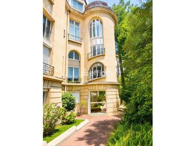 Vente Bureaux à Neuilly-sur-Seine