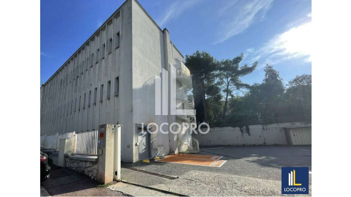Vente bureaux 1314m²  centre-ville de Nice Cimiez